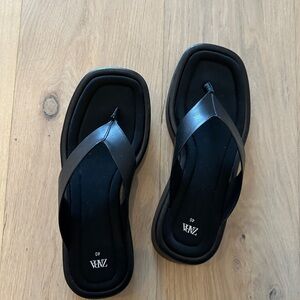 Zara black thong sandals size 40